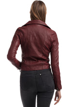 Charger l'image dans la galerie, BARBARA