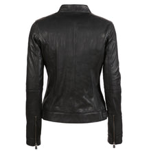 Charger l'image dans la galerie, NYRA