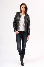 Charger l'image dans la galerie, CELINE