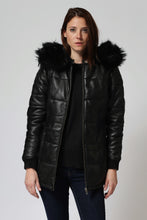 Charger l'image dans la galerie, YUKITA BLACK