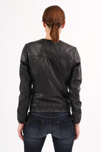 Charger l'image dans la galerie, DOROTHEE BLACK