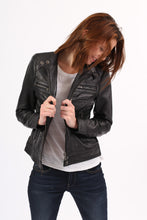 Charger l'image dans la galerie, SARAH