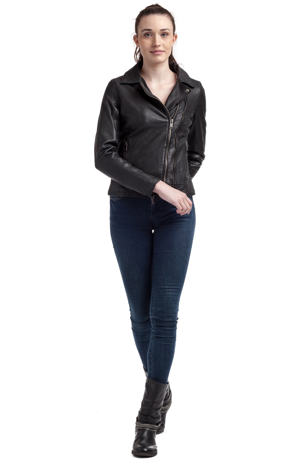 RAYNA